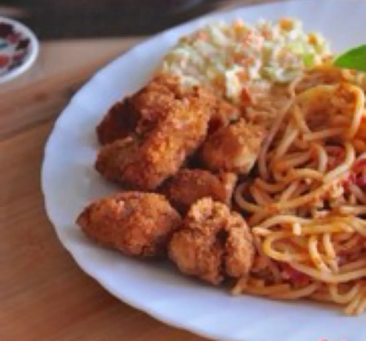 Hình ảnh Spaghetti bò bằm - gà viên