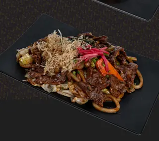 Hình ảnh Mì udon xào bò