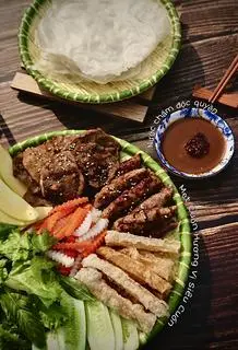 Hình ảnh Mẹt nem nướng