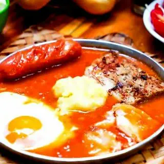 Hình ảnh Bánh mì chảo đặc biệt