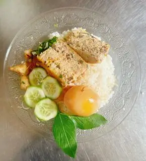 Hình ảnh Cơm tấm chả