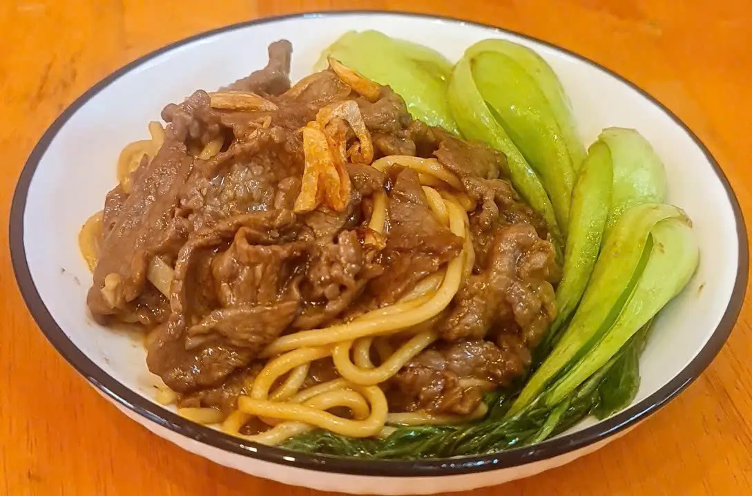Hình ảnh Mì xào bò