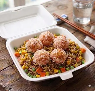 Hình ảnh MÌ TRỘN VIÊN PHÔ MAI HẢI SẢN 