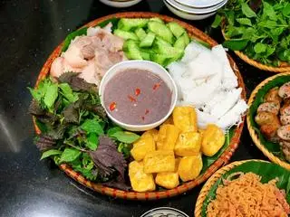 Hình ảnh Bún đậu thịt luộc 