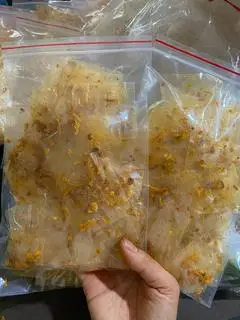 Hình ảnh Bánh tráng tỏi siêu nhiều tỏi