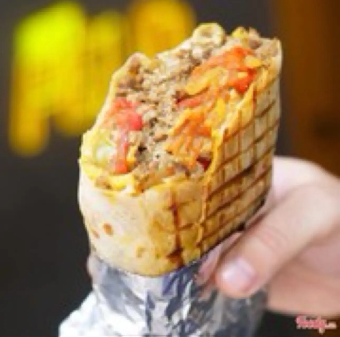 Hình ảnh Tacos Bò Phô Mai Size L 30cm