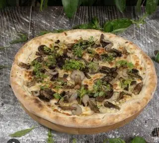Hình ảnh PIZZA 4 LOẠI NẤM KẾT HỢP VỚI SỐT TERIYAKI ( PIZZA CHAY) SIZE 24