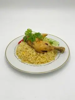 Hình ảnh Combo full topping cơm gà góc tư xối mỡ ( gà, trứng, xúc xích, canh rong biển )