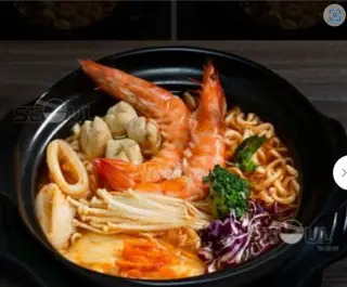 Hình ảnh Mì kim chi hải sản
