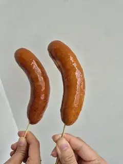 Hình ảnh Xúc xích xông khói chiên