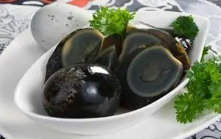 Hình ảnh Trứng bắc thảo (nửa trứng)