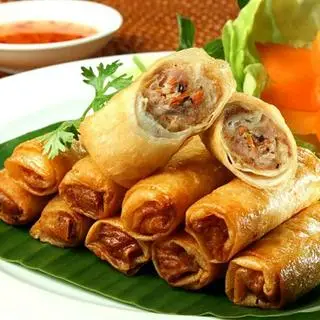Hình ảnh 2 chả giò thêm