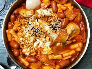 Hình ảnh Mỳ tokbokki nhỏ