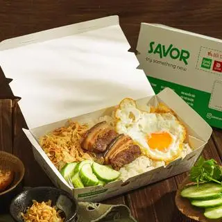 Hình ảnh Xôi thịt, trứng ốp la