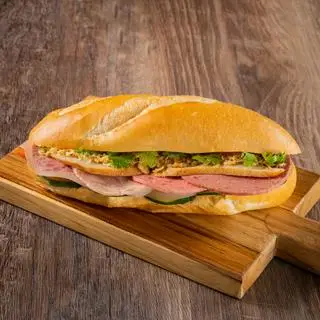 Hình ảnh Bánh mì pate thịt chả - vừa