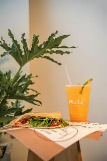 Hình ảnh Combo Bánh mì Kebab + Nước Cam