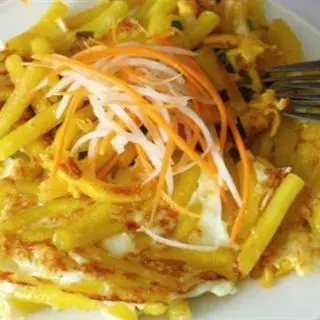 Hình ảnh nui xào  trứng 