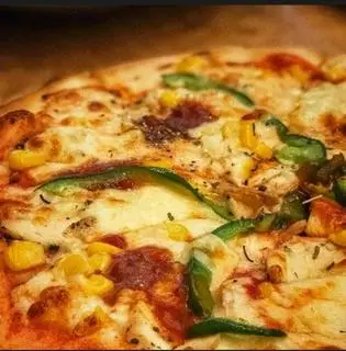 Hình ảnh P10 - Pizza Gà BBQ. 25cm cắt 8