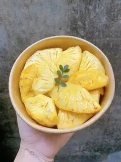 Hình ảnh Dứa tươi cắt sẵn