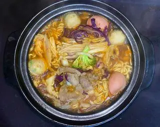 Hình ảnh Mỳ cay sườn sụn