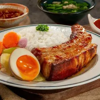 Hình ảnh Cơm Ba rọi sườn cọng