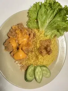 Hình ảnh Cơm gà phủ phô mai