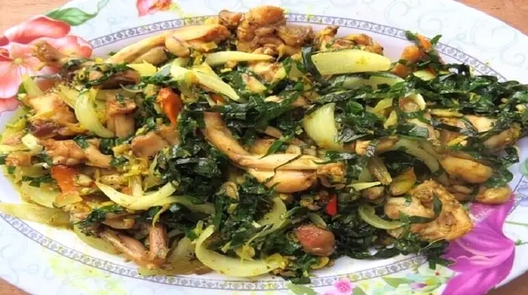 Hình ảnh Ếch xào lá lốt