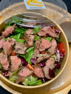 Hình ảnh Salad bò sốt dấm Ý