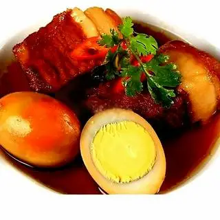 Hình ảnh Cơm Thịt Kho Trứng