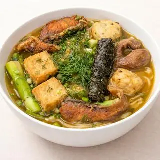 Hình ảnh Bún cá cay thập cẩm
