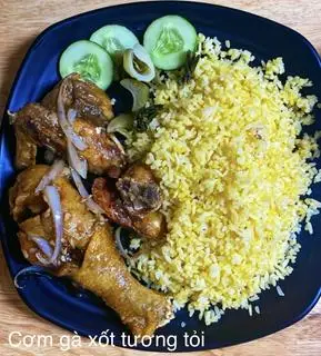 Hình ảnh Cơm gà xốt tương tỏi (KHÔNG CANH)