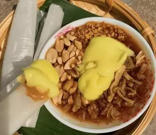 Hình ảnh Combo 300g bánh dẻo, 2 sốt me bơ