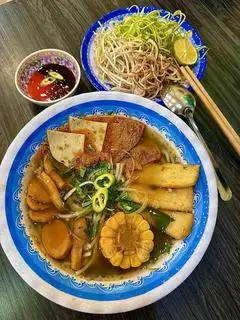 Hình ảnh Bún Huế Chay