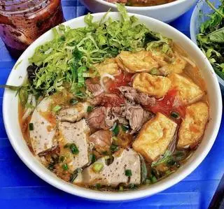 Hình ảnh Bún riêu cua đậu bò