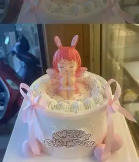 Hình ảnh Bánh sn công chúa tai thỏ 