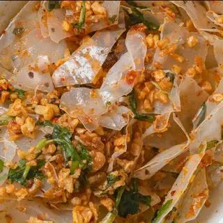 Hình ảnh Bánh Tráng Tỏi Sate Cay Rau Răm