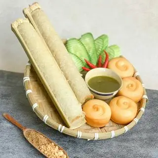 Hình ảnh Cơm Lam 2 cây 