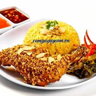 Hình ảnh Cơm Gà Cháy Tỏi Góc Tư