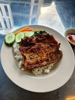 Hình ảnh Cơm Sườn Nướng