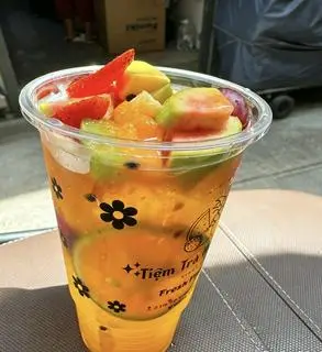 Hình ảnh Trà trái cây nhiệt đới ly 700ml