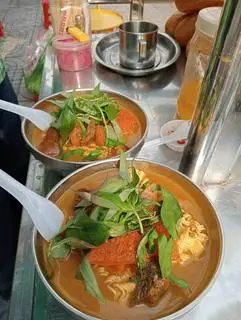 Hình ảnh Phá lấu mì gói