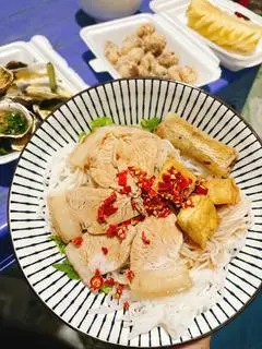 Hình ảnh Bún nước tương thịt luộc