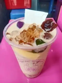 Hình ảnh Trà sữa truyền thống full topping 