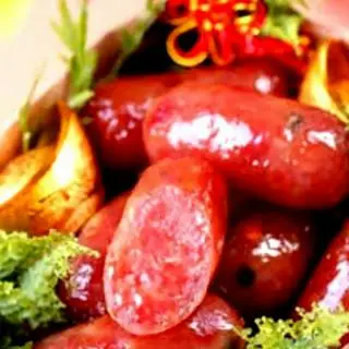 Hình ảnh Cơm Trứng Kho + Lạp Xưởng