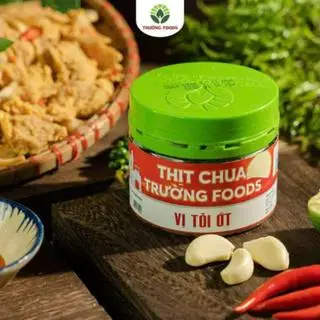 Hình ảnh Thịt chua Trường Foods vị tỏi ớt - kèm lá sung
