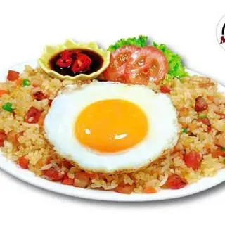 Hình ảnh Cơm Chiên Dương Châu Trứng Ốp La( Tặng Trà tắc/trà chanh