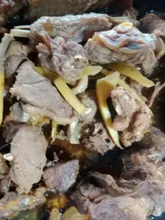 Hình ảnh Cơm Canh Chua Rau+Vịt Kho Gừng 