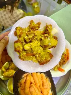 Hình ảnh Gà tok sốt bơ tỏi mật ong