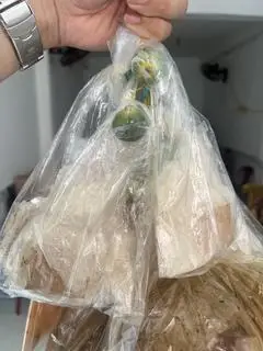 Hình ảnh Bánh tráng muối tắc