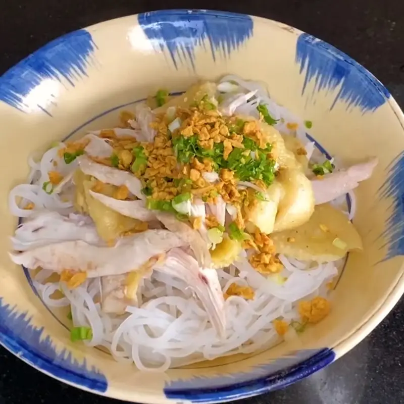 Hình ảnh Mì xào gà xé